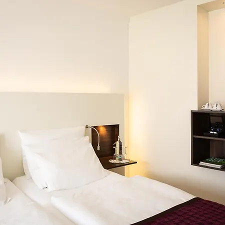 Отель Bergheim 41 Im Alten Hallenbad 4*